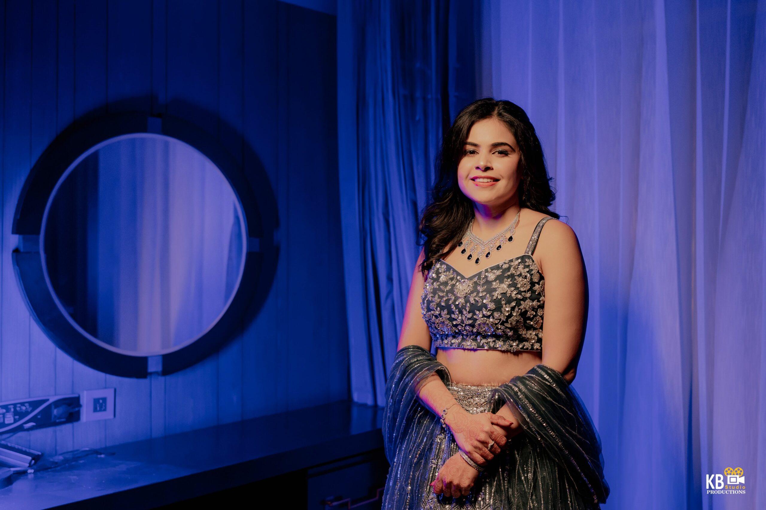 indori bride looking Gorgias in front of camera 