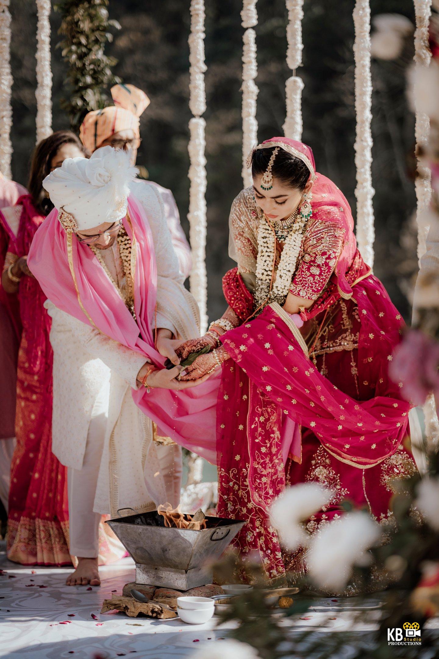 a bride and groomsmid getting married in a ceremony